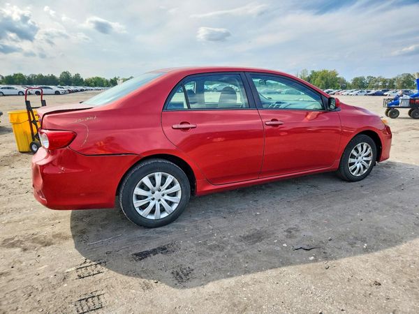 2012 TOYOTA COROLLA