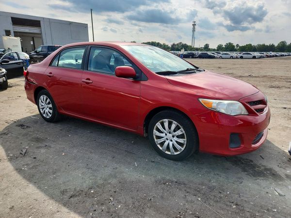 2012 TOYOTA COROLLA