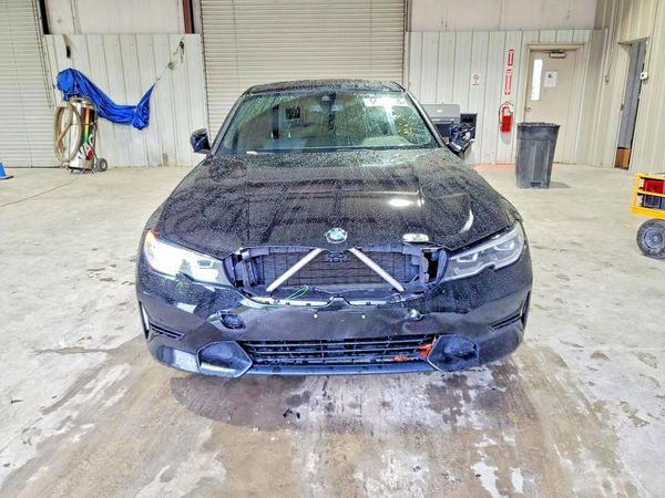 2019 BMW 330I
