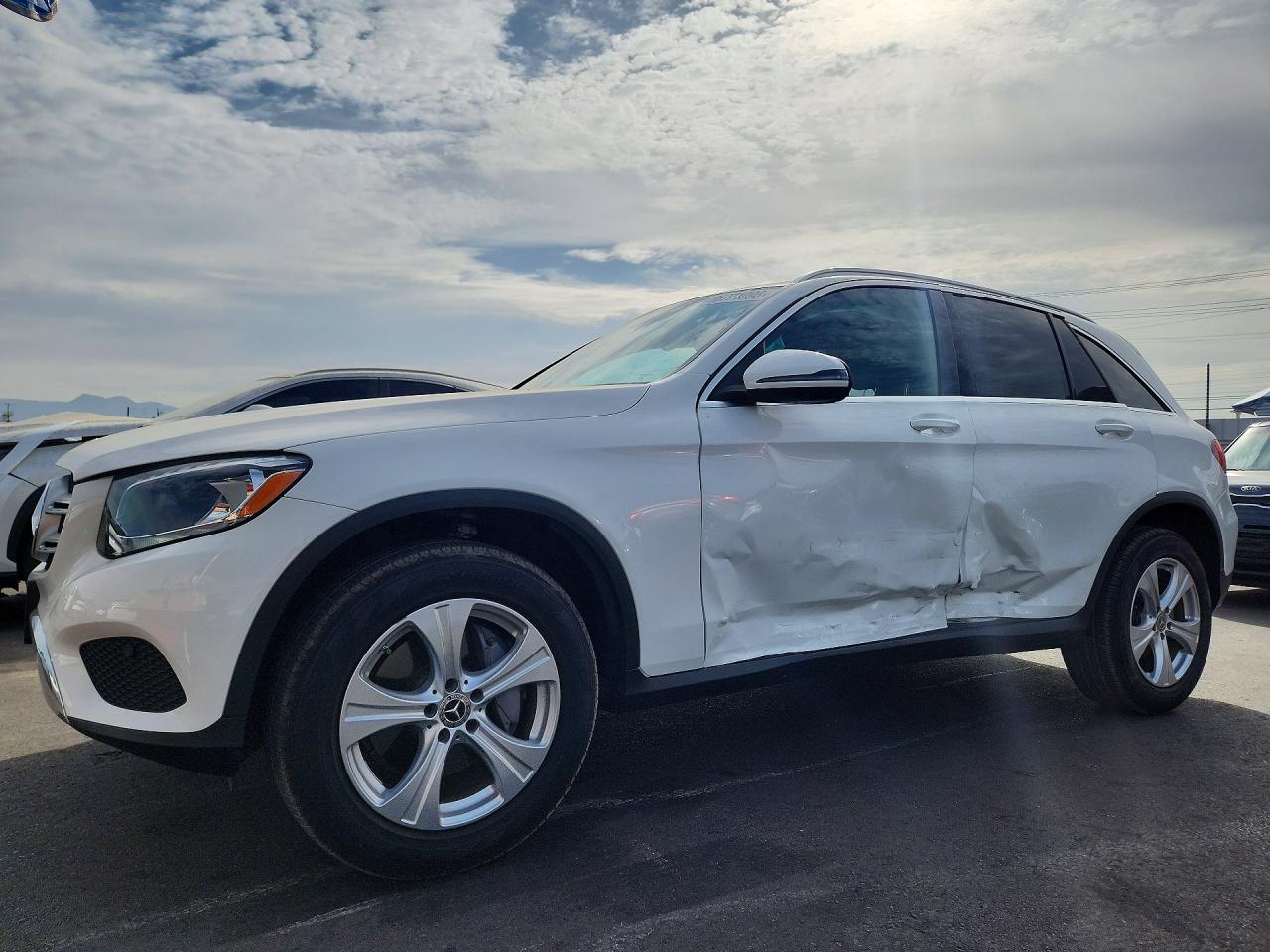 2018 MERCEDES-BENZ GLC GLC300