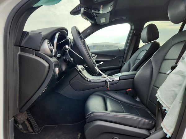 2018 MERCEDES-BENZ GLC GLC300