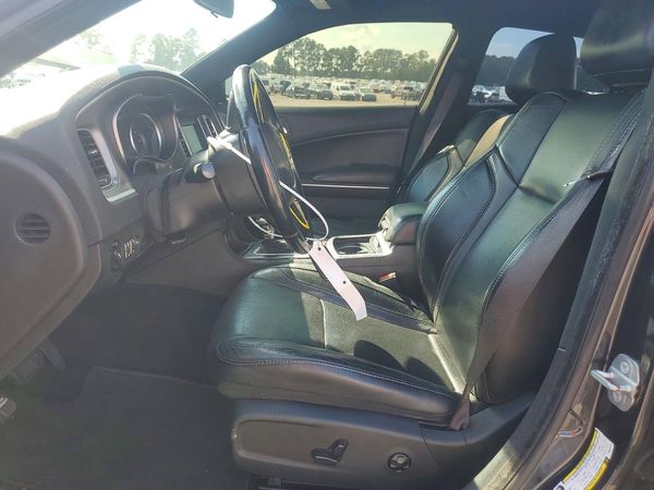 2019 DODGE CHARGER SXT — DENT