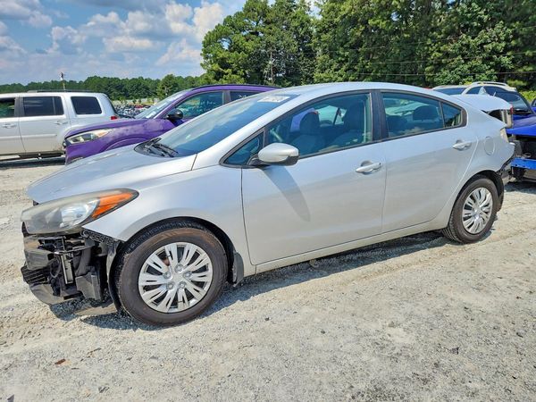 2016 KIA FORTE GL (Middle-Low Grade)