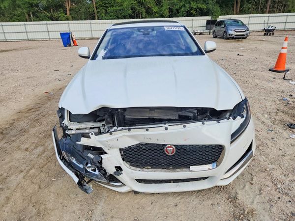 2019 JAGUAR XF Premium