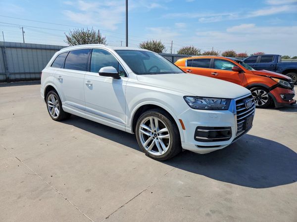2017 AUDI Q7 — Passenger 3/4