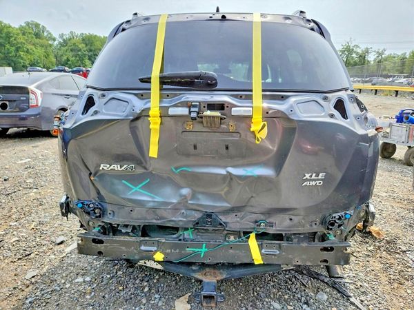 2018 TOYOTA RAV4