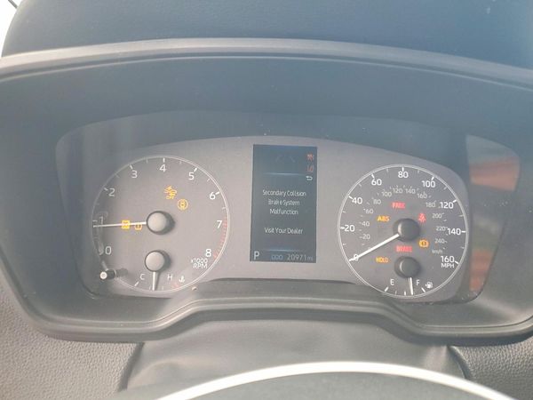 2023 TOYOTA COROLLA CROSS LE