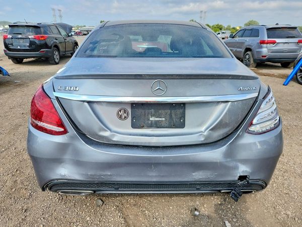 2016 MERCEDES-BENZ C