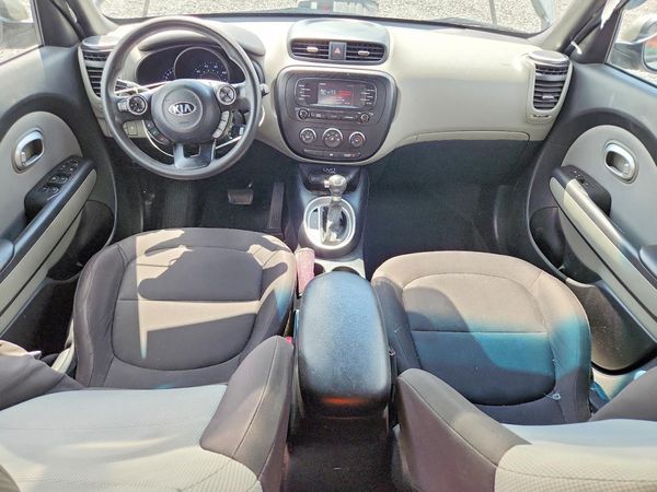 2015 KIA SOUL GL(Middle-low grade)