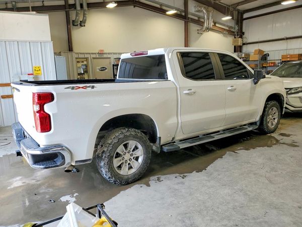 2021 CHEVROLET SILVERADO LT