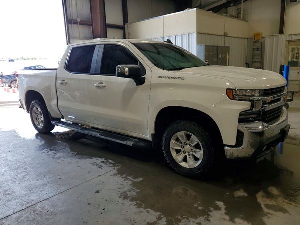 2021 CHEVROLET SILVERADO LT