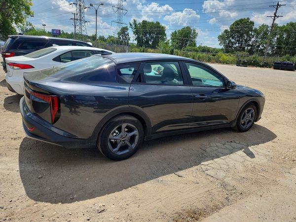 2026 KIA K4 LX, LXS