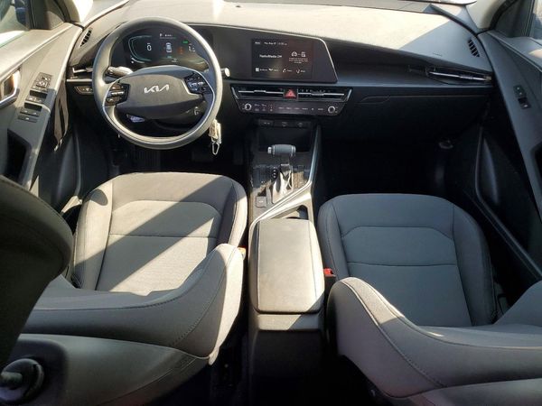 2026 KIA NIRO LX