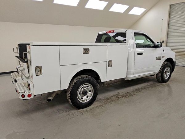 2017 RAM 2500 ST