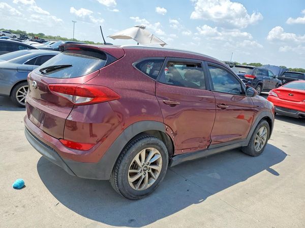 2016 HYUNDAI TUCSON