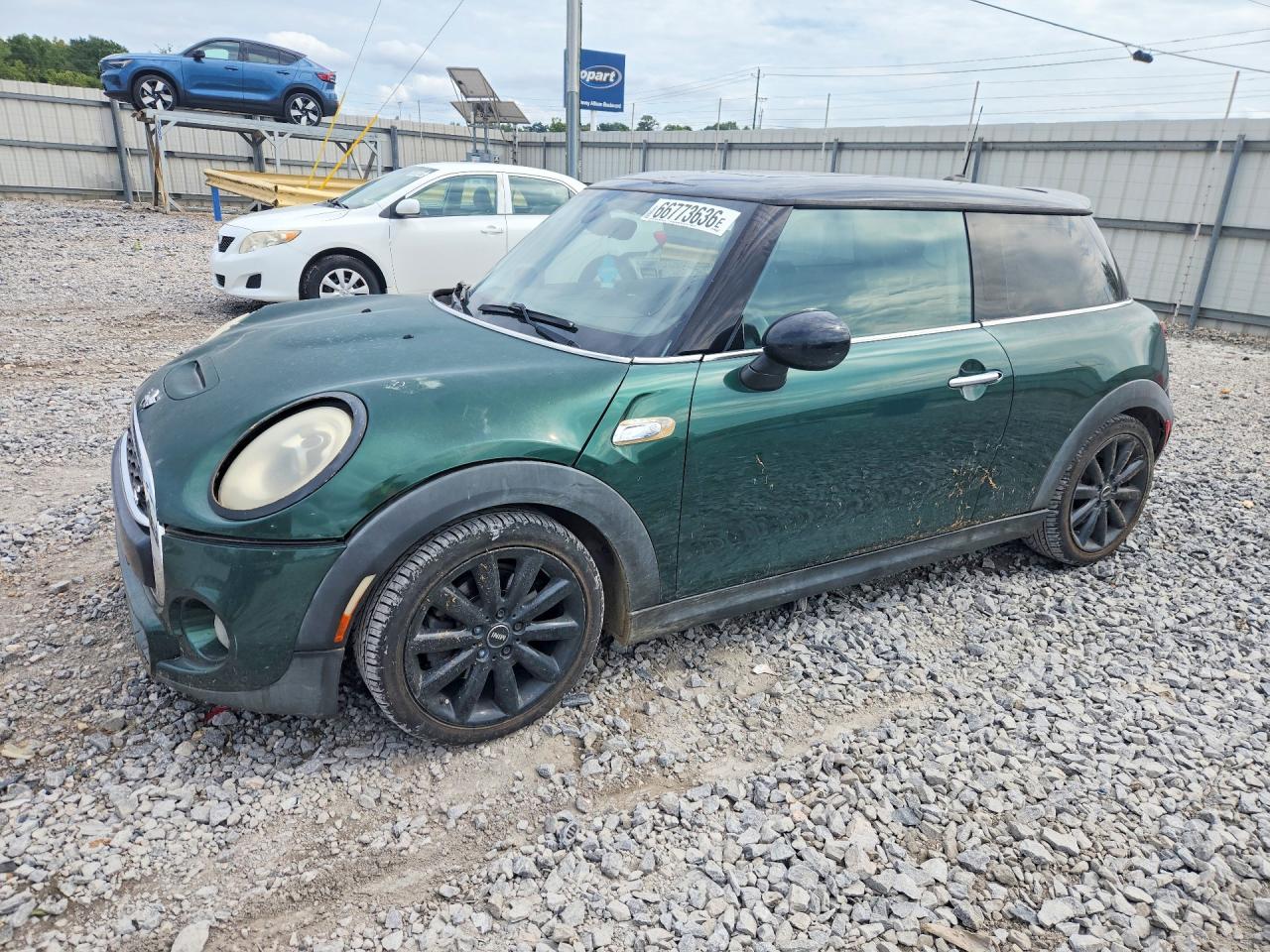 2014 MINI COOPER