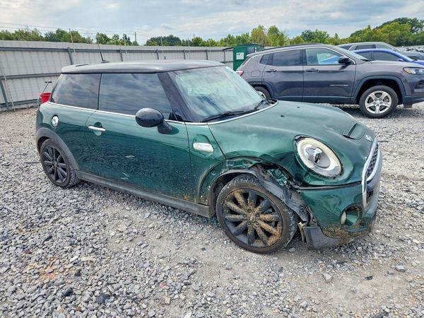 2014 MINI COOPER