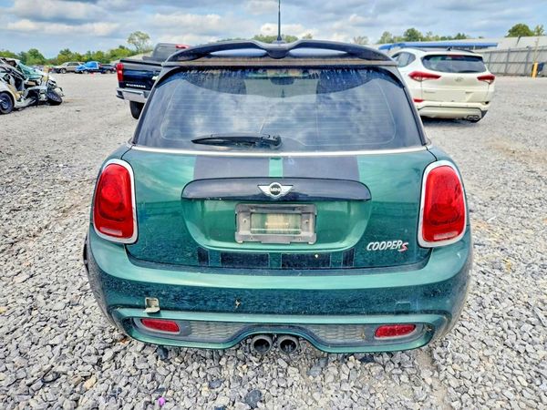 2014 MINI COOPER