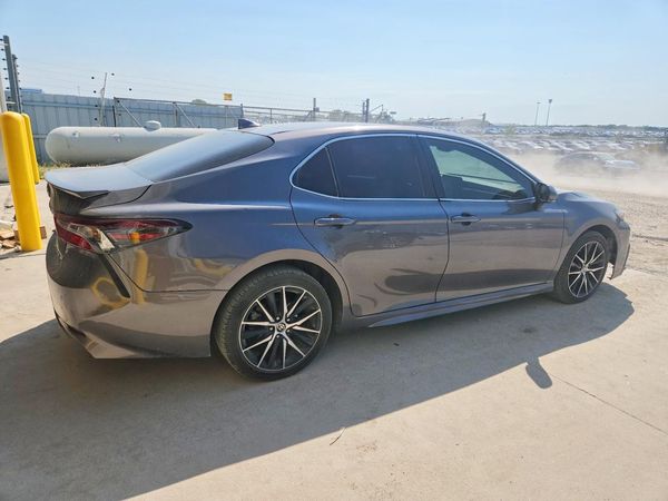 2022 TOYOTA CAMRY