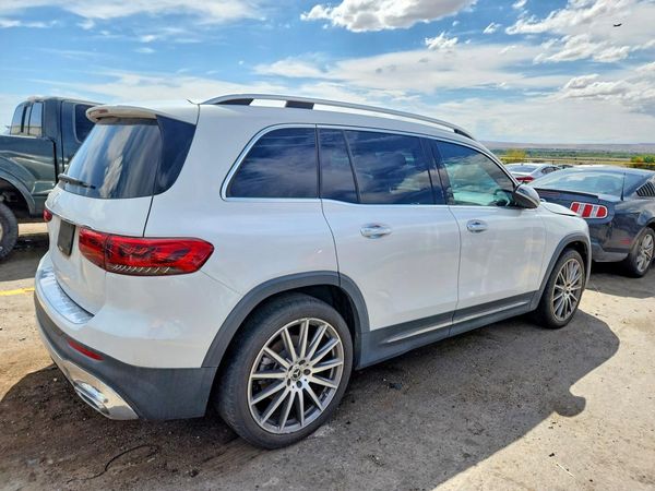 2021 MERCEDES-BENZ GLB GLB250