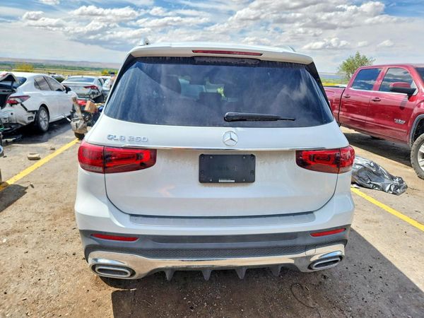 2021 MERCEDES-BENZ GLB GLB250