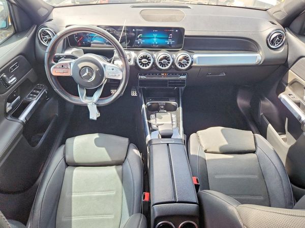 2021 MERCEDES-BENZ GLB GLB250