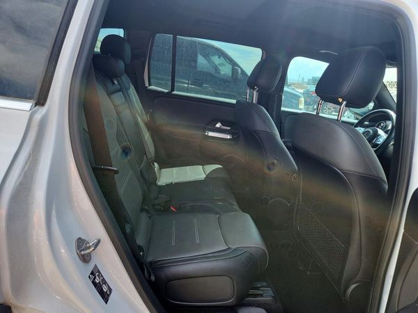 2021 MERCEDES-BENZ GLB GLB250