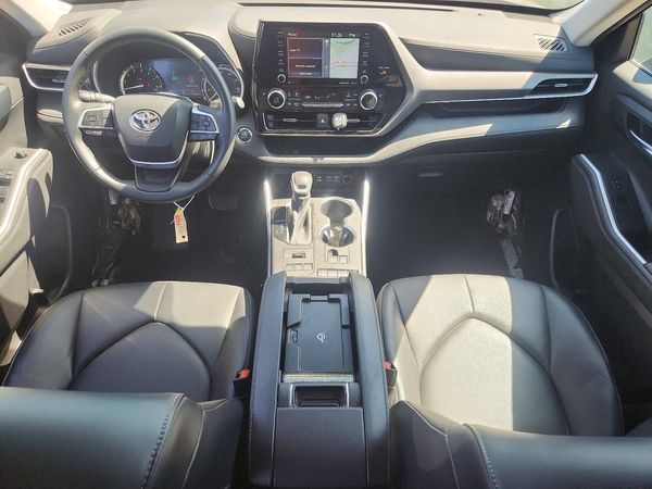 2022 TOYOTA HIGHLANDER XLE — CKPT