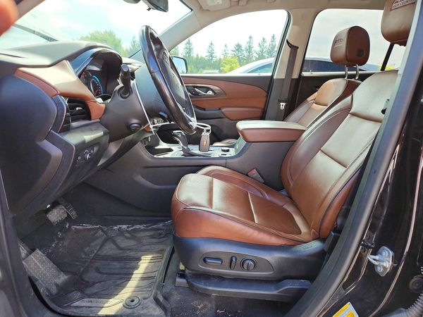 2019 CHEVROLET TRAVERSE High Country / RS