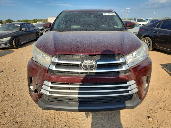 2017 TOYOTA HIGHLANDER SE/XLE