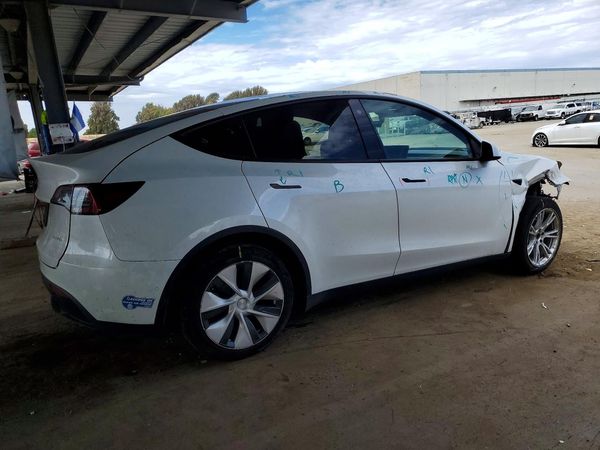 2021 TESLA MODEL Y