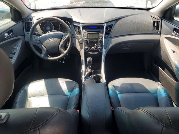 2013 HYUNDAI SONATA