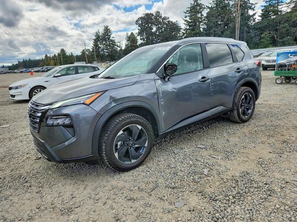 2025 NISSAN ROGUE SV — Front 3/4