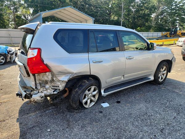 2013 LEXUS GX 460 Base
