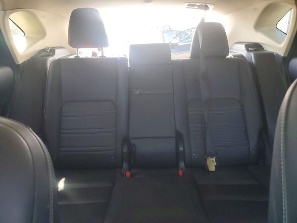 2015 LEXUS NX 200t Luxury