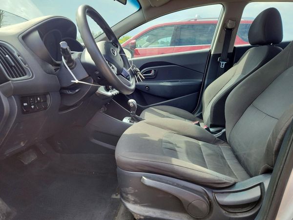 2017 KIA RIO LX