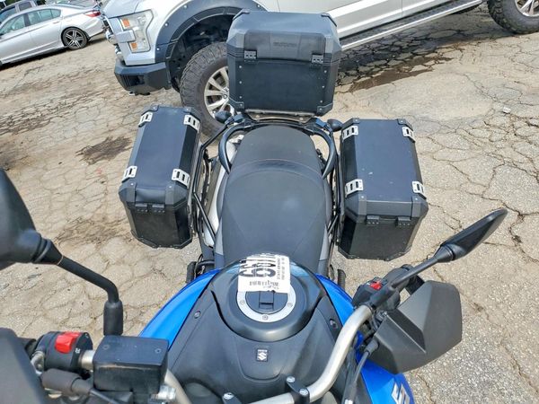 2015 SUZUKI CYCLE DL