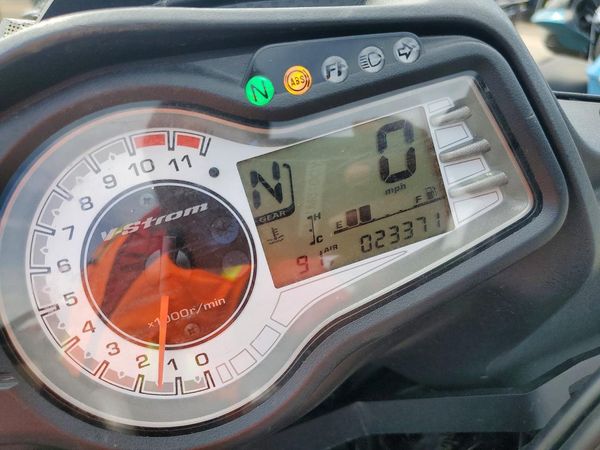 2015 SUZUKI CYCLE DL