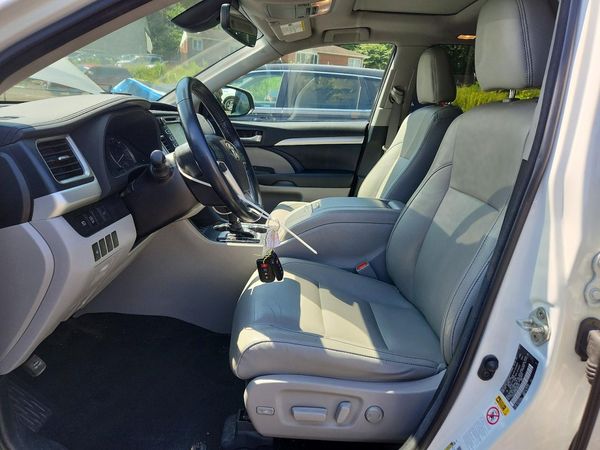 2017 TOYOTA HIGHLANDER SE/XLE