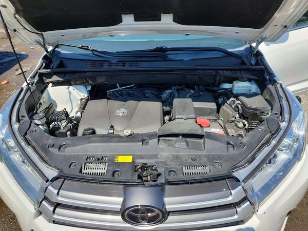 2017 TOYOTA HIGHLANDER SE/XLE
