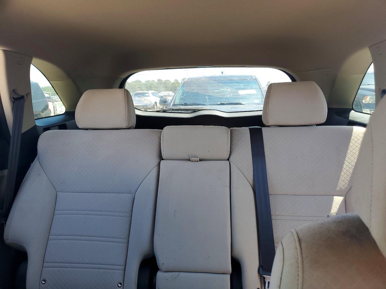 2017 KIA SORENTO L, LX