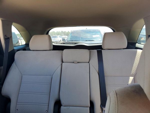 2017 KIA SORENTO L, LX