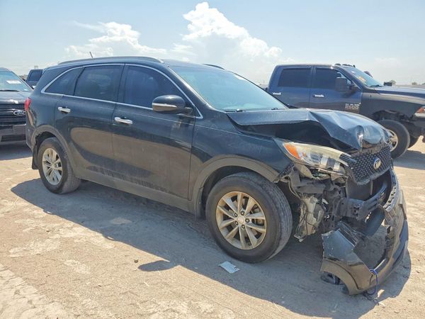 2017 KIA SORENTO L, LX