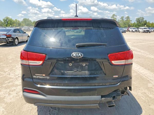 2017 KIA SORENTO L, LX