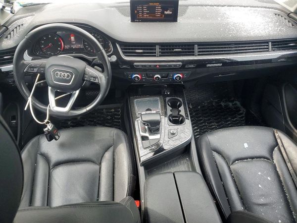 2017 AUDI Q7 quattro Premium Plus
