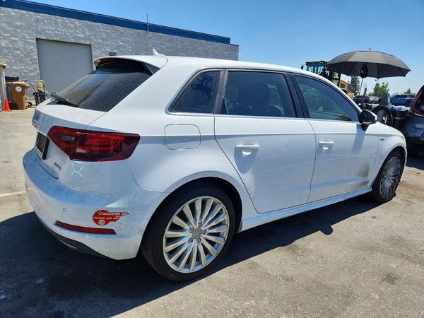2016 AUDI A3