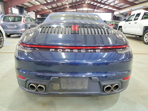 2021 PORSCHE 911
