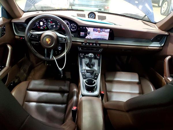 2021 PORSCHE 911