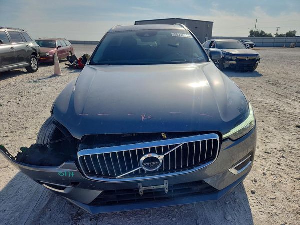 2021 VOLVO XC60 Inscription