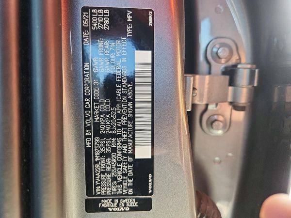 2021 VOLVO XC60 Inscription